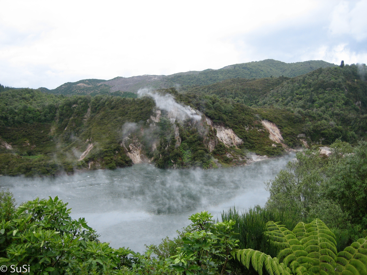 Waiotapu Thermal Reserve und Waimangu Vulcan Valley