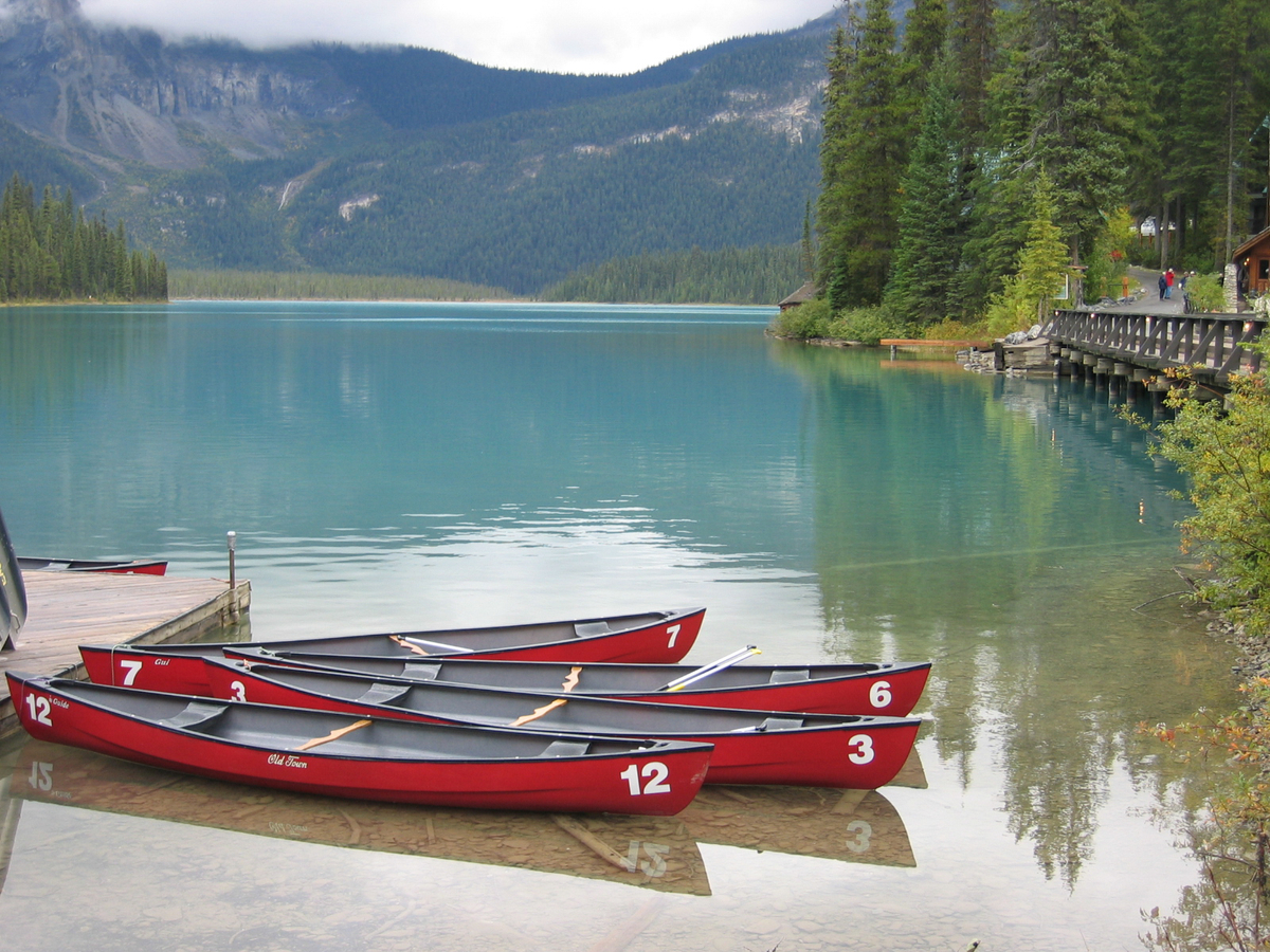 Maligne Lake